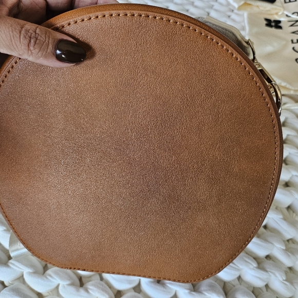 OCEANS END Hawaii Bag - Picture 5 of 7